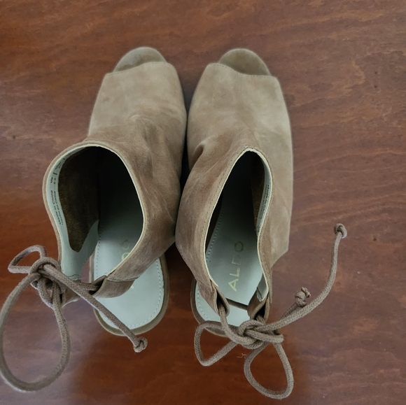 Women's Aldo Tan Suede High Heel Shoes - Picture 4 of 12